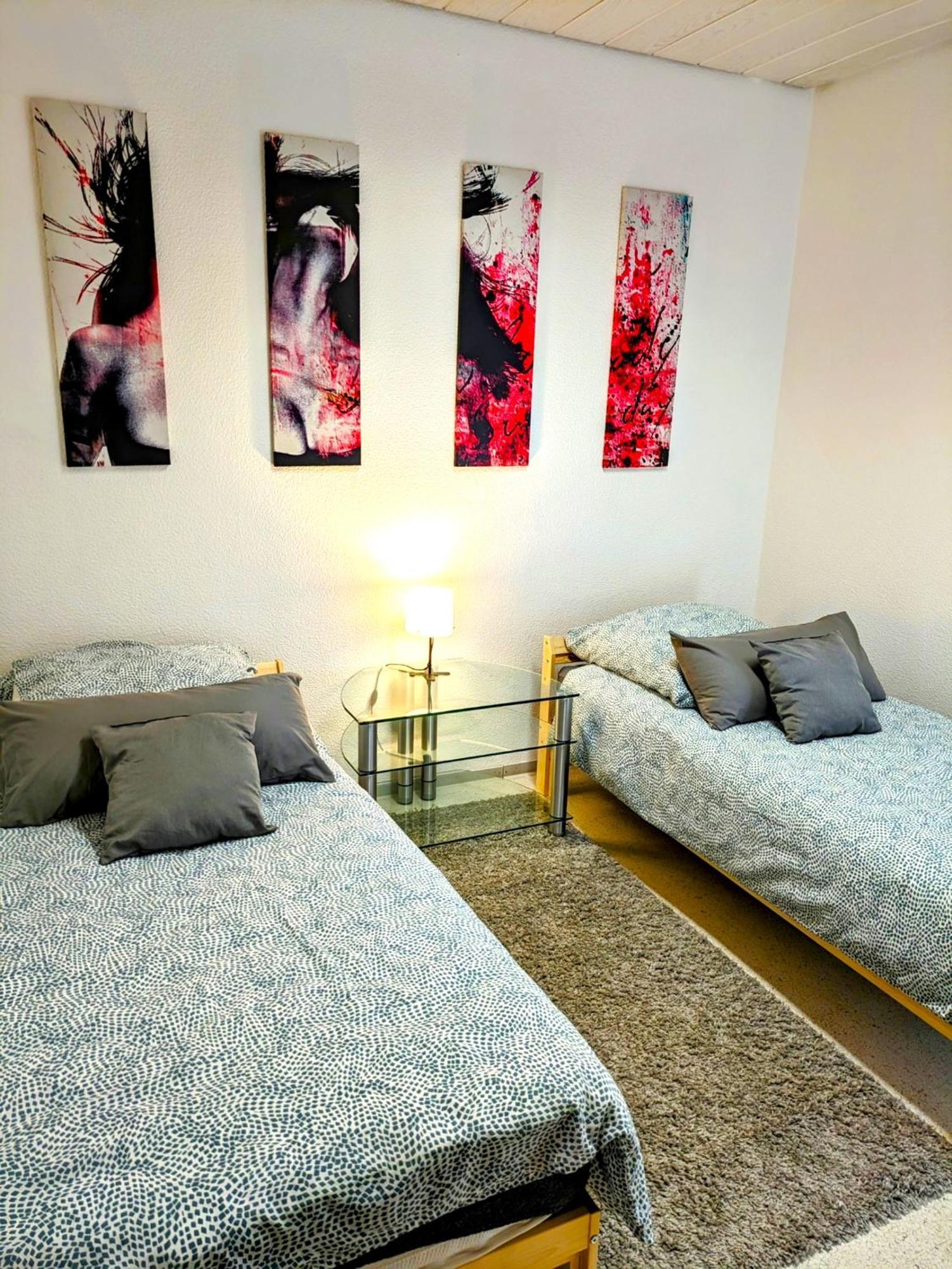 4 Zimmer Geraeumige Und Ruhig Gelegene Ferien- Und Monteurwohnung Nur Fuer Sie Allein Aujvari Vermietungen Spiegelberg Eksteriør billede