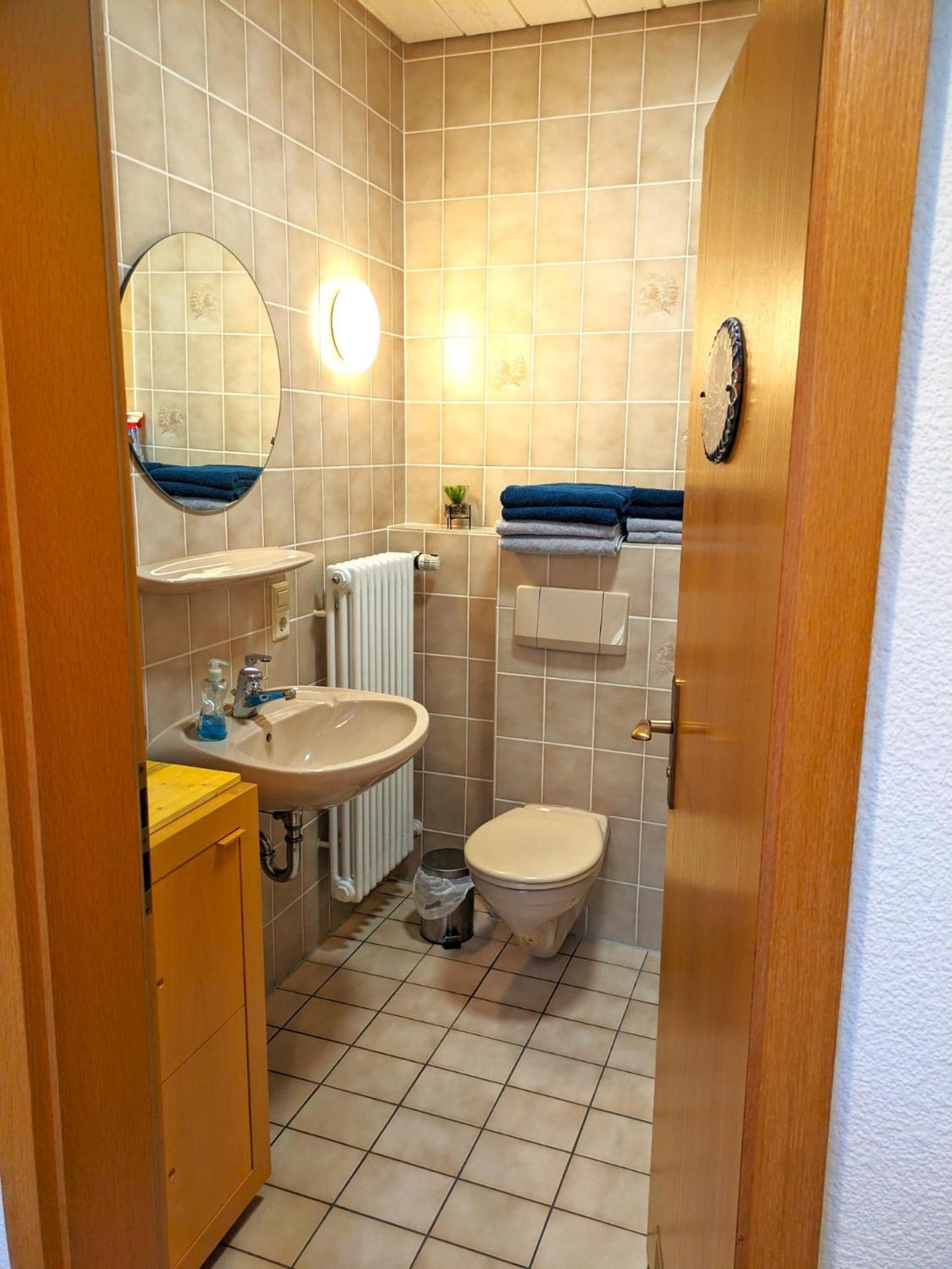 4 Zimmer Geraeumige Und Ruhig Gelegene Ferien- Und Monteurwohnung Nur Fuer Sie Allein Aujvari Vermietungen Spiegelberg Eksteriør billede