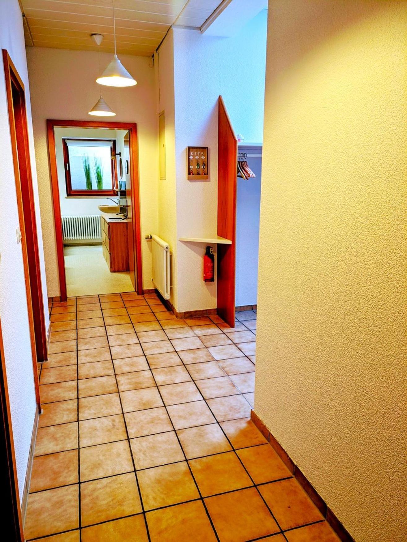 4 Zimmer Geraeumige Und Ruhig Gelegene Ferien- Und Monteurwohnung Nur Fuer Sie Allein Aujvari Vermietungen Spiegelberg Eksteriør billede