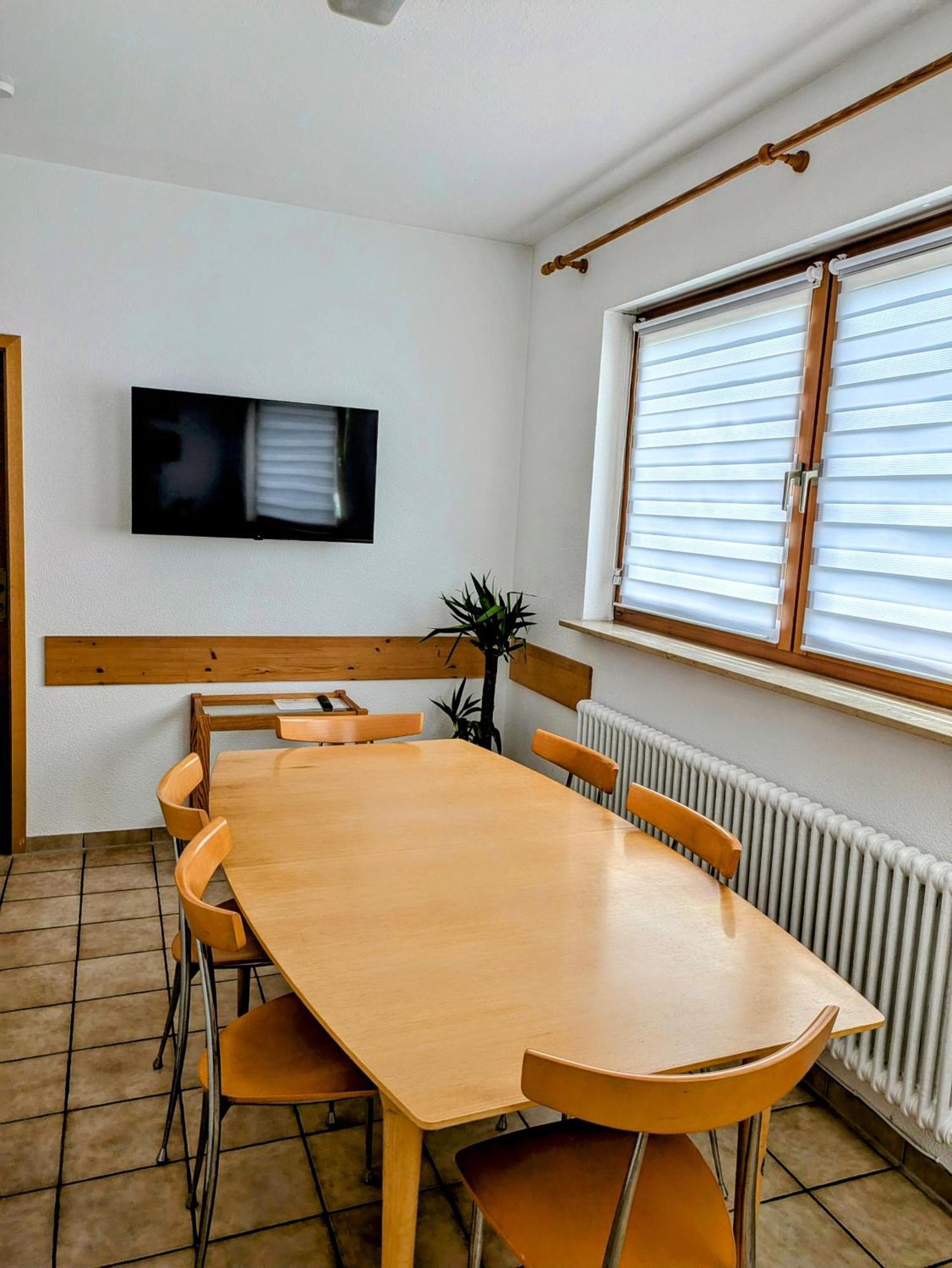 4 Zimmer Geraeumige Und Ruhig Gelegene Ferien- Und Monteurwohnung Nur Fuer Sie Allein Aujvari Vermietungen Spiegelberg Eksteriør billede