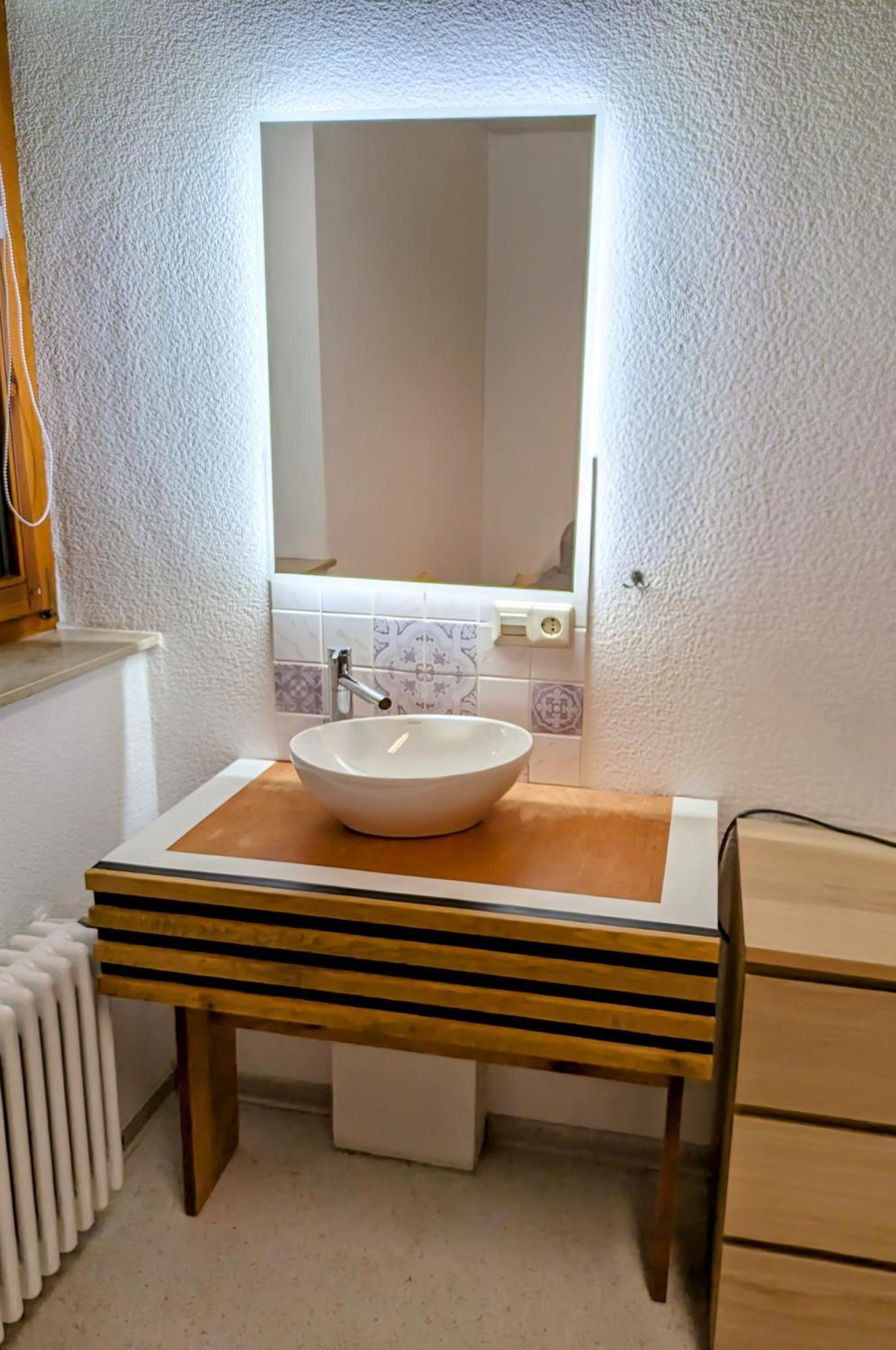 4 Zimmer Geraeumige Und Ruhig Gelegene Ferien- Und Monteurwohnung Nur Fuer Sie Allein Aujvari Vermietungen Spiegelberg Eksteriør billede